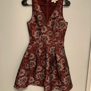 Francesca’s dress size xs burgundy floral print